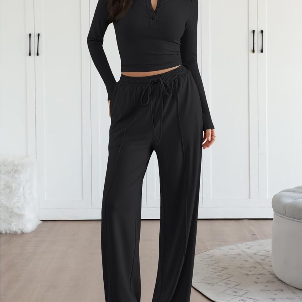 Two Piece Matching Lounge Set - Picture 2 of 3